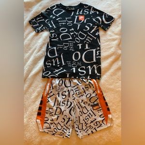 Youth Nike Set Shorts and Shirt